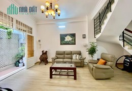 Bán Biệt Thự Mini 3 Tầng Nguyễn Đình Chính Phú Nhuận- 81m2- Ngang Khủng 6m- Chỉ 10,2 Tỷ