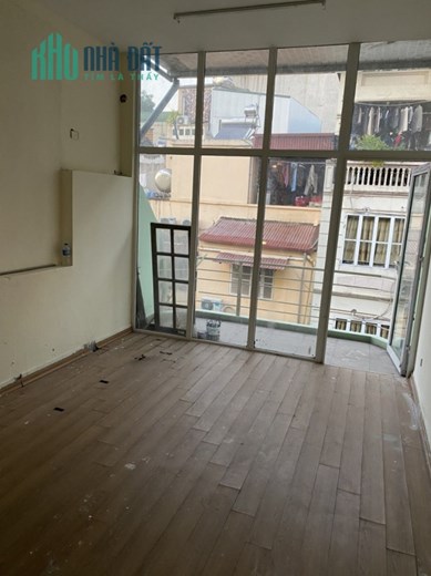 Chính Chủ Nhờ Tìm Người Thuê Tòa Nhà kinh doanh mặt phố Ngô Tất Tố, Đống Đa