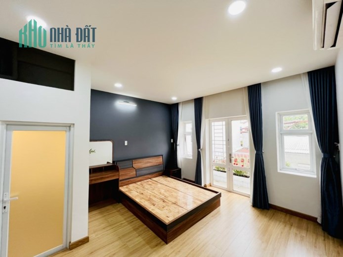 GIẢM 600TR CẦN BÁN GẤP -TT QUẬN 10 - NGÔ GIA TỰ - GIA MỚI 4 TỶ38 - DT 40M2