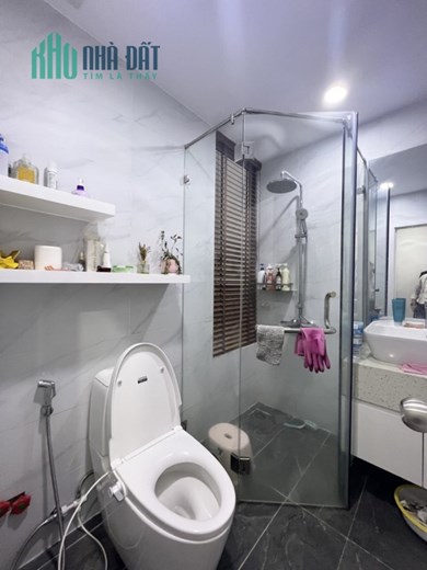 GIẢM 600TR CẦN BÁN GẤP -TT QUẬN 10 - NGÔ GIA TỰ - GIA MỚI 4 TỶ38 - DT 40M2