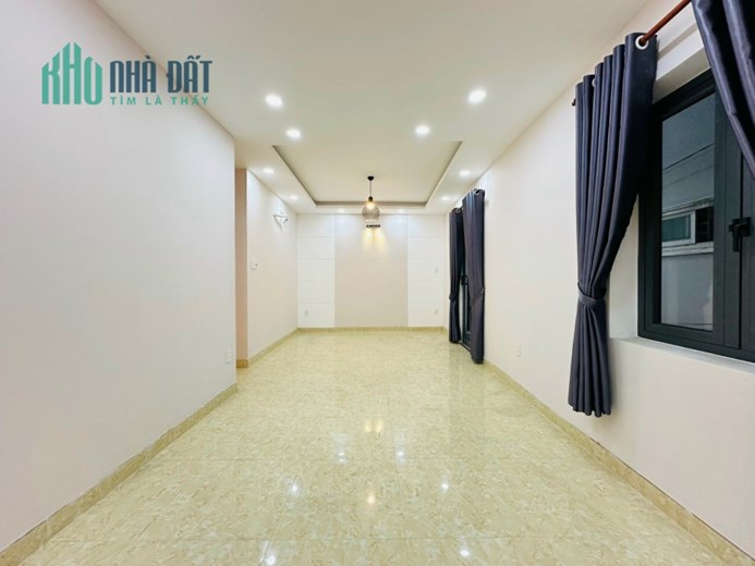 Bán Nhà Dương Quảng Hàm Gò Vấp 42m2 Giá 5 Tỷ 6 cho thuê 16 triệu