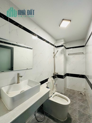 Bán Nhà Dương Quảng Hàm Gò Vấp 42m2 Giá 5 Tỷ 6 cho thuê 16 triệu