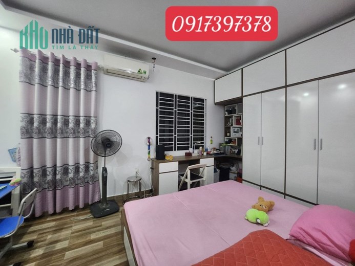 CHÍNH CHỦ CẦN BÁN NHANH CĂN NHÀ 3 TẦNG Nhà Ngõ Trần Nguyên Hãn, Hải Phòng