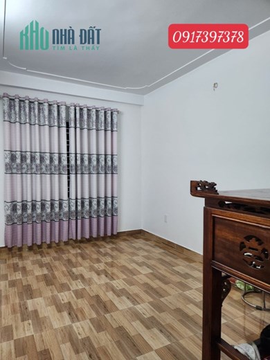 CHÍNH CHỦ CẦN BÁN NHANH CĂN NHÀ 3 TẦNG Nhà Ngõ Trần Nguyên Hãn, Hải Phòng