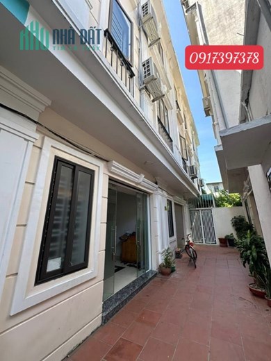CHÍNH CHỦ CẦN BÁN NHANH CĂN NHÀ 3 TẦNG Nhà Ngõ Trần Nguyên Hãn, Hải Phòng