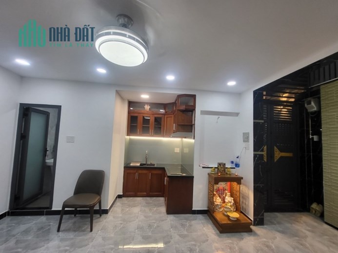 BÁN GẤP NHÀ QUẬN 10 - ĐƯỜNG LÊ HỒNG PHONG - 40M2 - GIÁ 4TỶ5