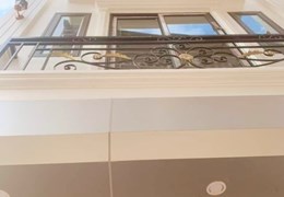 BÁN NHÀ 5 TẦNG GIÁ: HƠN 5 TỶ PHỐ TÔN ĐỨC THẮNG PHƯỜNG HÀNG BỘT DT:45M2 MT: 4.3M (TỔNG 7 P NGỦ )