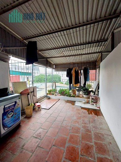 KIM GIANG - 40M2 X 3 TẦNG - 3 NGỦ - MT 3.5M VUÔNG ĐẸP - Ô TÔ ĐỖ CỬA - NHỈNH 4 TỶ