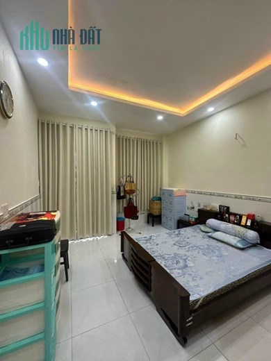LÊ VĂN LUONG - Q7 - XE HƠI ĐỖ - NHÀ ĐẸP RỰC RỠ - CHỦ NHÀ PHÚC HẬU - 50M2 - 4 TẦNG - 4PN - 5.55 TỶ
