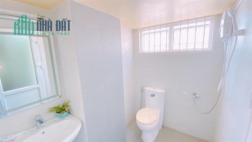 Phòng đẹp XVNT đoạn gần hàng xanh, full nội thất