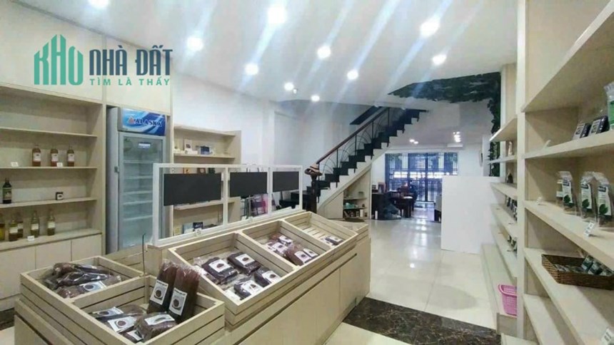 Bán Nhà Mặt Tiền Nguyễn Sơn, Tân Phú, 690m2, Ngang 23m, Dòng Tiền Hơn 200tr, Chỉ 99 Tỷ TL.