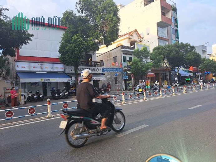 Bán Nhà Mặt Tiền Nguyễn Sơn, Tân Phú, 690m2, Ngang 23m, Dòng Tiền Hơn 200tr, Chỉ 99 Tỷ TL.