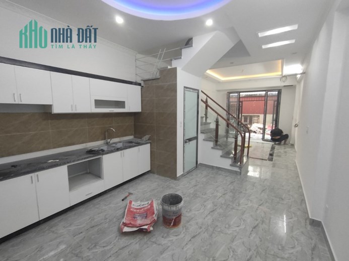 Bán nhà 3 tầng sân cổng trước sau 50M Đằng Hải Hải An giá 2yu370tr co tt
