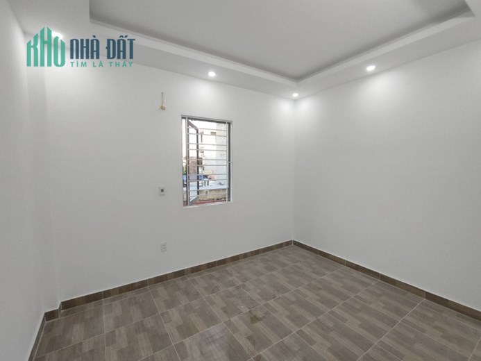 Bán nhà 3 tầng sân cổng trước sau 50M Đằng Hải Hải An giá 2yu370tr co tt