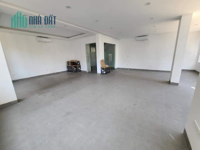 Bán nhà Lạc Long Quân 95m², 6 tầng, MT 9m, giá chào 36 tỷ Tây Hồ