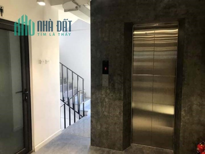 Bán Nhà Phố Nguyễn Khánh Toàn 100/108m2 x 7 tầng thang máy thông sàn kinh doanh, giá đầu tư chỉ