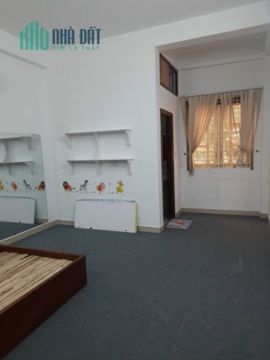 Nhà mặt tiền đường số 31F, Đông Nam mát mẻ, yên tĩnh, an ninh cao