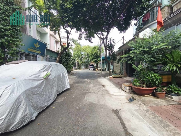Nhà mặt tiền Phường Linh Tây, Thủ Đức, 5x14.5m, 3 tầng, giá nhỉnh 7 tỷ.