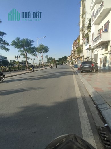 Bán lô đất mặt đường phố Tam Bạc diện tích 84M ngang 6.7 M Phan Bội Châu  Hồng Bàng
