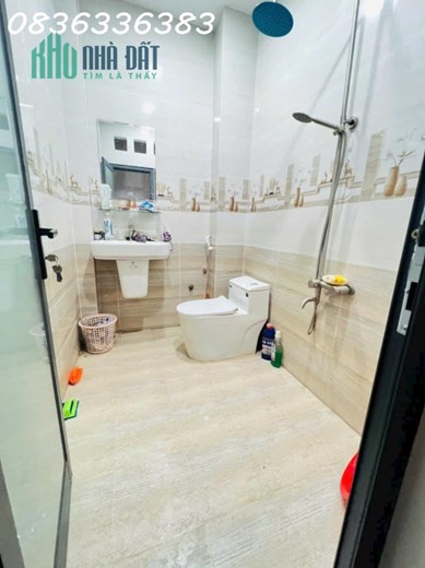 Bán nhà 3 tầng trung tâm thị trấn Nhà Bè, 51m2 vuông vức đầy đủ tiện ích chỉ 3.8T