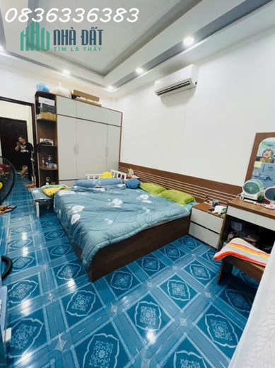 Bán nhà 3 tầng trung tâm thị trấn Nhà Bè, 51m2 vuông vức đầy đủ tiện ích chỉ 3.8T