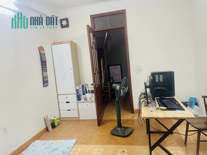 Bán nhà Trần Quang Diệu ngõ ô tô tránh phân lô 40m 5 tầng MT4m giá 11.5 tỷ