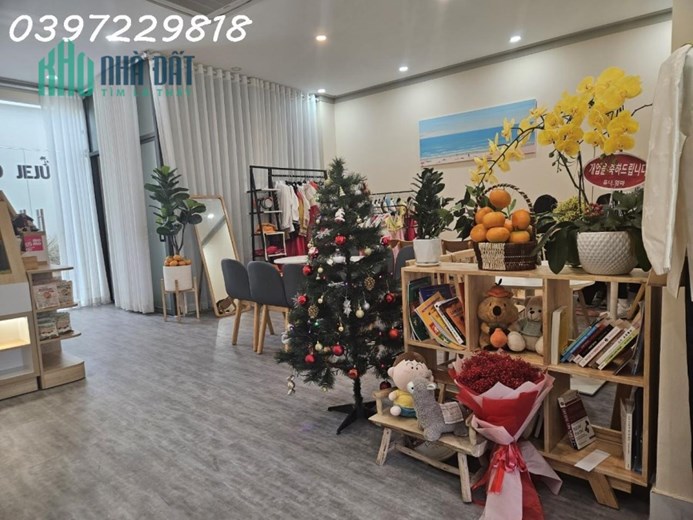 Do e chuẩn bị bé thứ 2 nên ko thể vừa làm hàng xuất khẩu vừa trông quán cùng lúc đc, rất buồn khi