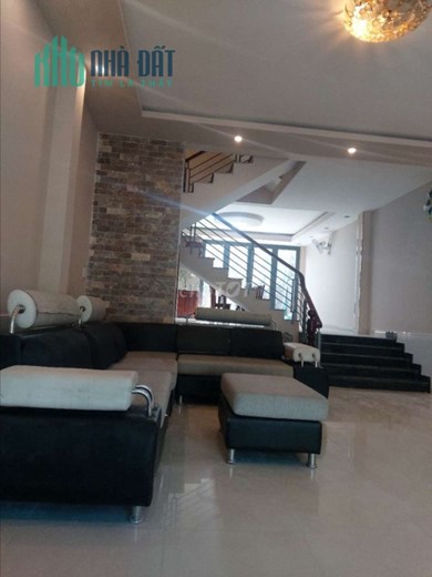 Nhà mặt tiền đường xe hơi khu tái định cư Phú Mỹ, Q7