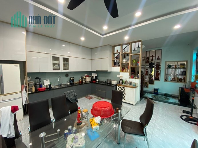 Biệt thự Gia hòa phước long B, diện tích 133m , 4 tầng khu vip