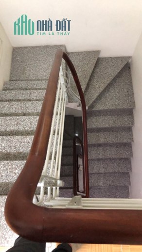 Bán phân lô Trung Kính ô tô tránh 42m 4 tầng MT3.6m giá 12.9 tỷ