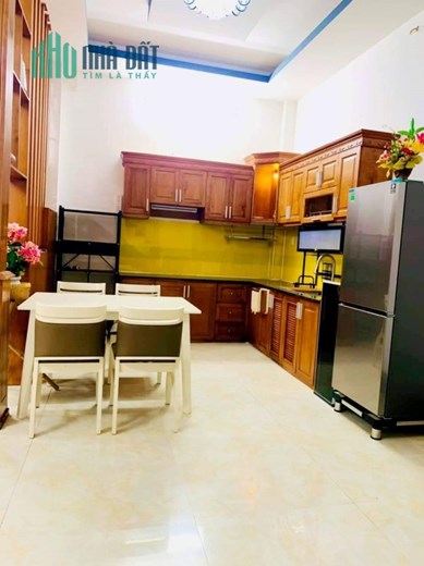 Bán Biệt thự Quận 12 - 100m2, ngang 8.6m - 3 Tầng - Lô Góc - Nhỉnh 7 Tỷ