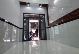 Chỉ 2.5 tỷ có ngay nhà Hiệp Thành Quận 12, Hẻm xe hơi Sổ Hồng riêng