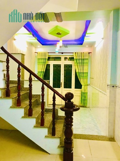 NHÀ HẺM XE TẢI ĐƯỜNG TRẦN VĂN MƯỜI, HÓC MÔN.
