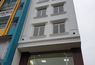Bán tòa nhà 8 tầng mặt phố Nguyễn Xiển ngay ngã tư Nguyễn Trãi., DT 160m22. GIÁ 68 tỷ