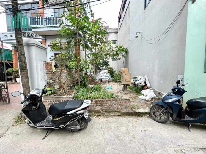 Đất Xuân Canh-Đông Anh-2 Thoáng Đường 8m-DT 50m²-MT 4m-Nhỉnh 4 tỷ