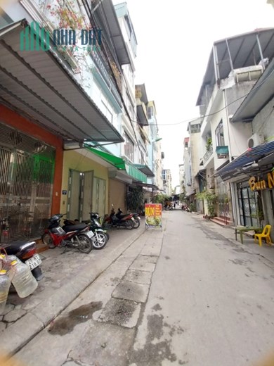 BÁN NHANH NHÀ Mặt ngõ 147 Tân Mai, Hoàng Mai ngõ thông DT 41m × 5T Ô Tô tránh vào hơn 4 tỷ
