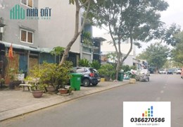 Bán nhà mặt tiền đường số Quận 7, 4x12m, 2 tầng, giá 5.x tỷ