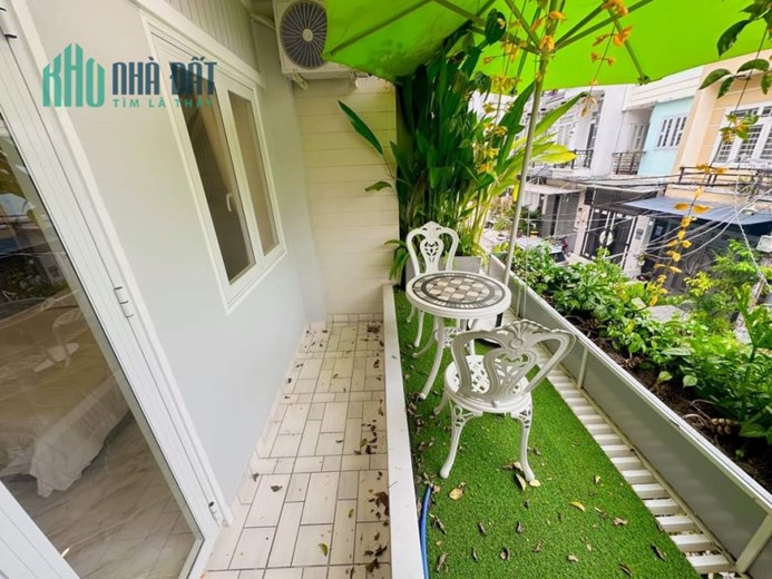 SIÊU PHẨM OTO VÔ NHÀ - NGAY PHÒNG CÔNG CHỨNG - 4PN FULL NỘI THẤT - BALCONY SIÊU CHILL.