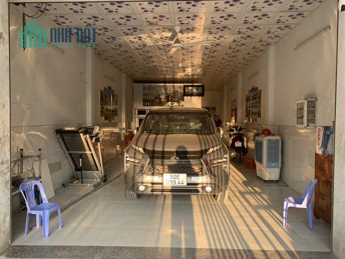 Chính Chủ bán nhanh nhà 1 trệt 1 lầu đúc BTCT , Đường 7m, Gần Chợ Hóc Môn , Tel : 0985046696 (