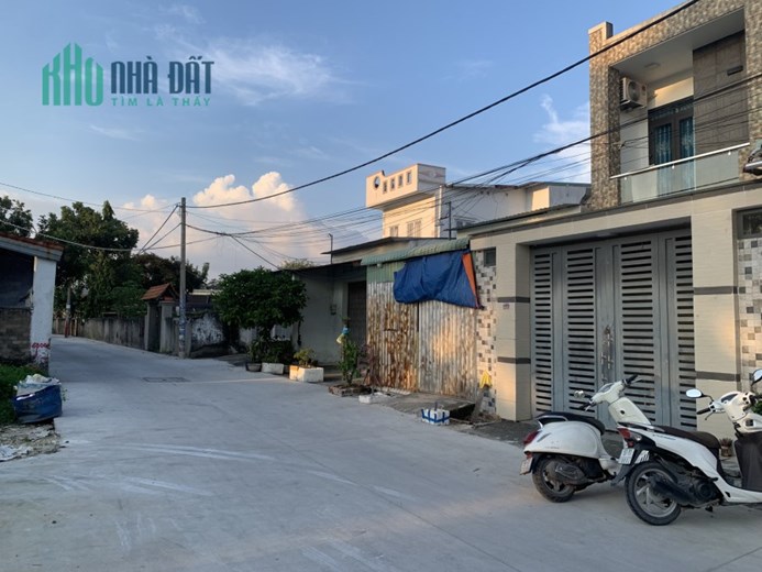 Chính Chủ bán nhanh nhà 1 trệt 1 lầu đúc BTCT , Đường 7m, Gần Chợ Hóc Môn , Tel : 0985046696 (