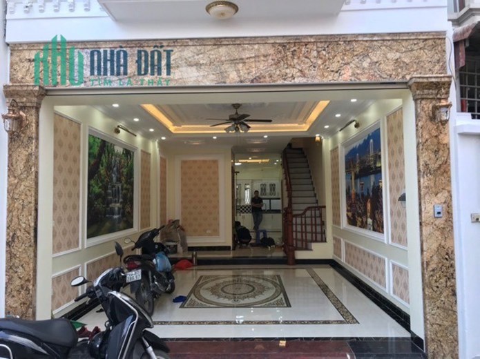 Nhà Ngọc Trì Thạch Bàn , Long Biên 80M x 5T  , Gara Ô Tô , Thang Máy , Sát Ô Tô Tránh . Giá 10.8 Tỷ