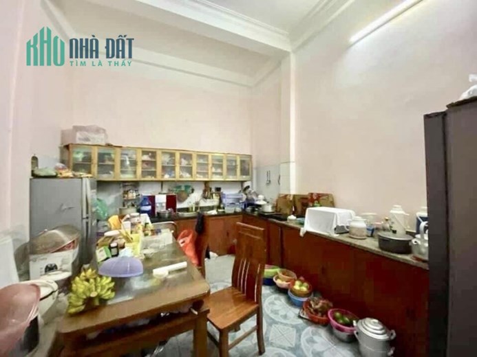 Bán Nhà Phố Tây Sơn Quận Đống Đa. 56m Mặt Tiền 4.1m Nhỉnh 10 Tỷ. Cam Kết Ảnh Thật Mô Tả Chính Xác.