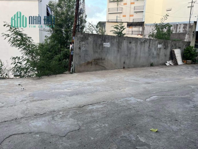 Bán gấp lô đất gần biển, giá đầu tư, sát 2 trường Đại học, Bên hông trường ĐH Nha Trang phù hợp xây