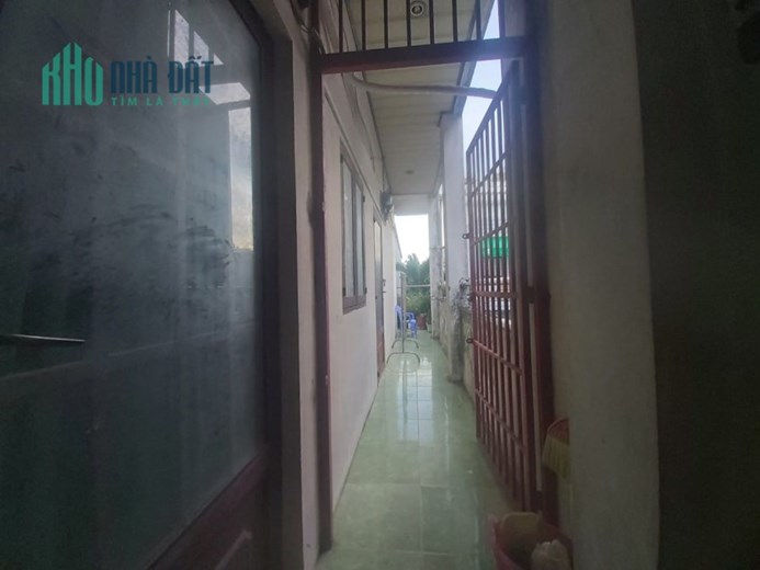 Bán nhà 2 Tầng 100m2, Ngang bề thế 5m, Hẻm xe hơi Quận 7