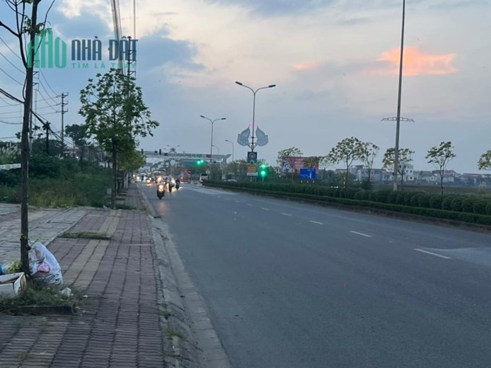 Hotline O9 2628 5559 Bán nhà mặt Quốc Lộ 32 Thị Trấn Phúc Thọ - Hà Nội 4637m², Nhà C4, MT 52m, giá
