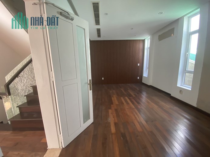 Nhà 3 tầng MT đường Ông Ích Khiêm, 79m2,ngang gần 7m, giá 8 tỷ