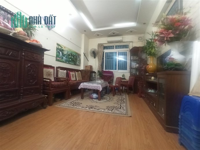 Bán nhà ngõ 189 Hoàng Hoa Thám, Ba Đình, 46m2, 5 tầng, 40m ra mặt ngõ, giá 6.6 tỷ