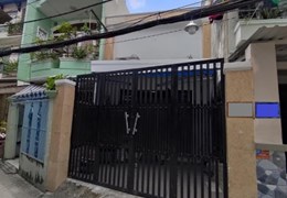 Bán nhà rộng 100m2 (1 Trệt 1 Lửng), có sân để xe trong nhà, Lê Văn Lương Quận 7