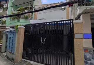 Bán nhà rộng 100m2 (1 Trệt 1 Lửng), có sân để xe trong nhà, Lê Văn Lương Quận 7