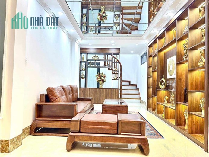 Giáp Nhất, Thanh Xuân, đẹp như cung Vua, nội thất tiền tỷ, 36m2 5T chỉ 6 tỷ 5